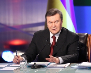 Янукович просит Кравчук его не злить