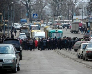 У Харкові проти голодних робітників порушать справу за перекриття дороги