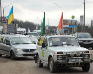 В Хмельницком автомайдан собрал более 4 тысячи людей