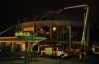 Во Львове двадцать пожарных расчетов три часа спасали цирк