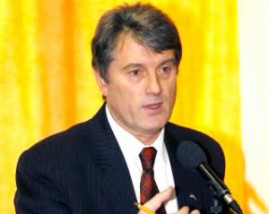 Ющенко рассказал, как не хотел возглавлять НБУ и как угрожал Плющ