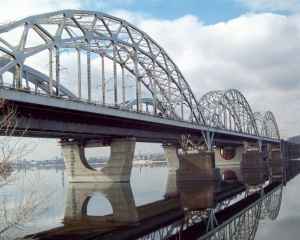 Азаров сьогодні ще раз відкриє рух по &quot;мосту Кірпи&quot;