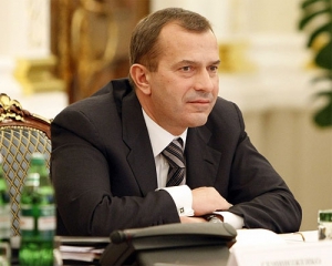 Клюев заявил, что чиновники не слушаются Януковича и Азарова