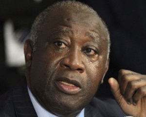 Проигравший выборы президент Кот-д&#039;Ивуара решился покинуть страну
