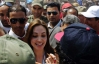 Ливийские беженцы чуть не затоптали Анджелину Джоли