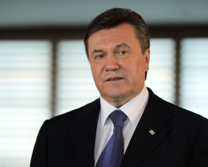 Янукович накричал на Азарова