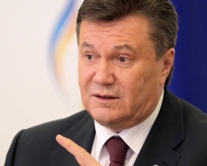 Янукович рассказал, как будет проталкивать новую Конституцию