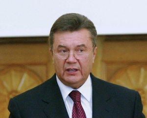 Януковичу не терпится побыстрее продавать украинскую землю