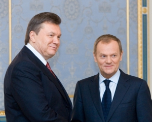 Янукович попросил премьера Польши помочь с евроинтеграцией Украины
