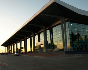Харківський аеропорт належить Ярославському і Дерипасці - ЗМІ