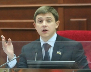 Довгий отказался от должности секретаря Киевсовета. Депутаты поддержали