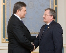Янукович очікує додаткові мільйони євро для Чорнобиля