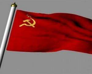 Рада не приймала закон про вивішування червоних прапорів на День Перемоги