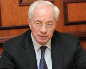 Азаров не хоче у суді скасовувати "газові" контракти Тимошенко