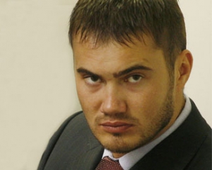 Янукович-молодший маючи квартиру в 400 метрів, отримав допомогу від держави