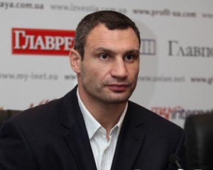 Черновецький не піде у відставку, бо влада немає свого кандидата - Кличко