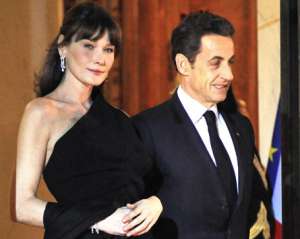 Дружина Саркозі завагітніла