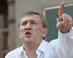 Черновецкий потерял почти половину депутатов в Киевсовете