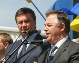 Янукович хоче спекатися комуністів - політолог