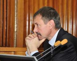 Губернатор Буковины проигнорирует красные флаги