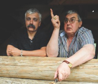 Дмитро Корчинський любить смажене м'ясо на кістці