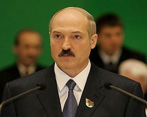 Лукашенко назвав ганьбою виступ хокейної збірної Білорусі на ЧС