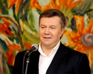 Янукович вимагає від Генпрокуратури не ображати Луценка