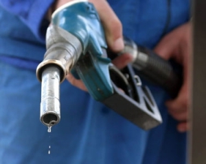 Бензин в Україні дорожчатиме через білоруський біодизель?