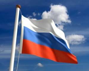 Двери российского консульства в Чернигове облили краской