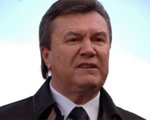 Янукович пообещал продавать иностранцам в 10 раз больше мяса птицы