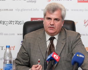 Данилюк не сможет вывести на улицу тысячи людей - эксперт