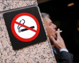 Коаліція громадських організацій вимагає повної заборони реклами цигарок