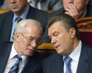 Янукович приказал Азарову не провоцировать учителей