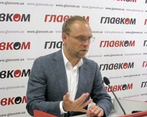 Власенко захистив Тимошенко від атак Генпрокуратури