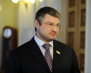 Учасників акції "Вперед" покопали ногами біля Ради - "бютівець"