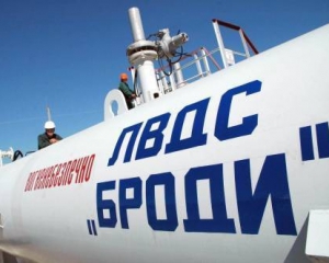 По нефтепроводу "Одесса-Броды" в украинские НПЗ потекла азербайджанская нефть