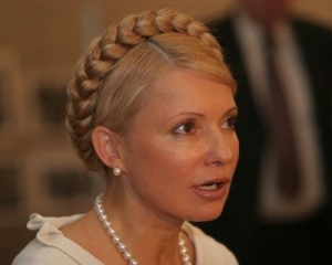 Тимошенко: народ должен не позволять политикам &quot;топтаться по человеческому достоинству&quot;