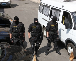 Тимошенко привезут в суд и там арестуют - Власенко