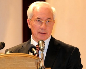 Азаров каже, що Кабміну вдалося &quot;зламати тенденцію&quot;