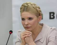 Тимошенко попросила не &quot;стібатись&quot; з неї та Луценка