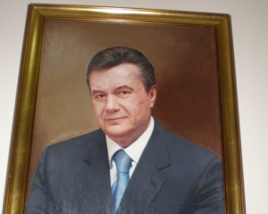 Волынь взбунтовалась против портретов Януковича