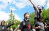 Милиция завела дело за растоптаный венок на День Победы во Львове