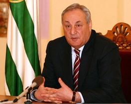 У Москві помер президент Абхазії