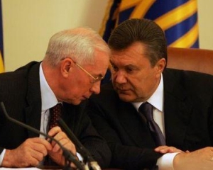 Янукович хочет сэкономить на праздновании Дня Независимости