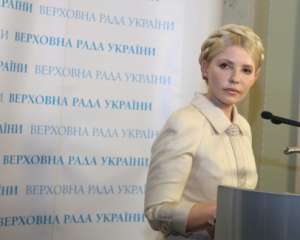 Янукович &quot;торпедировал&quot; Азарова - Тимошенко