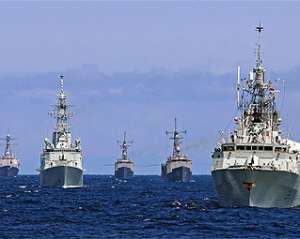 Россия защищается от кораблей НАТО в Керченском проливе?