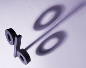 У Азарова підвищили прогноз зростання економіки