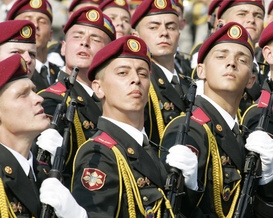 Минобороны не за что проводить парад