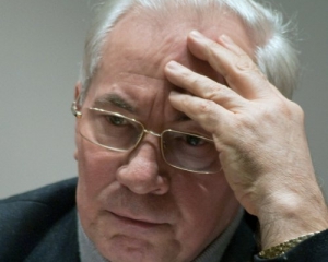 Азаров: Пойдем просить деньги у МВФ, если Россия повысит цену на газ