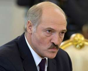 Лукашенко наказав знизити вартість бензину на 13%